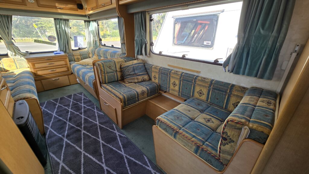 2002 Abbey AVENTURA $5K OFF MUST Go! Need the Space!