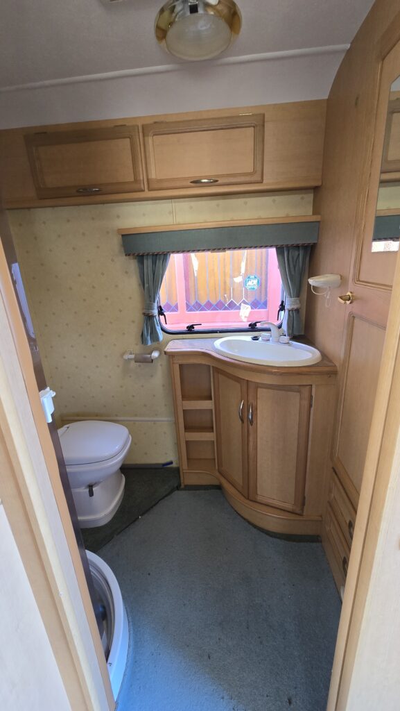 2002 Abbey AVENTURA $5K OFF MUST Go! Need the Space!