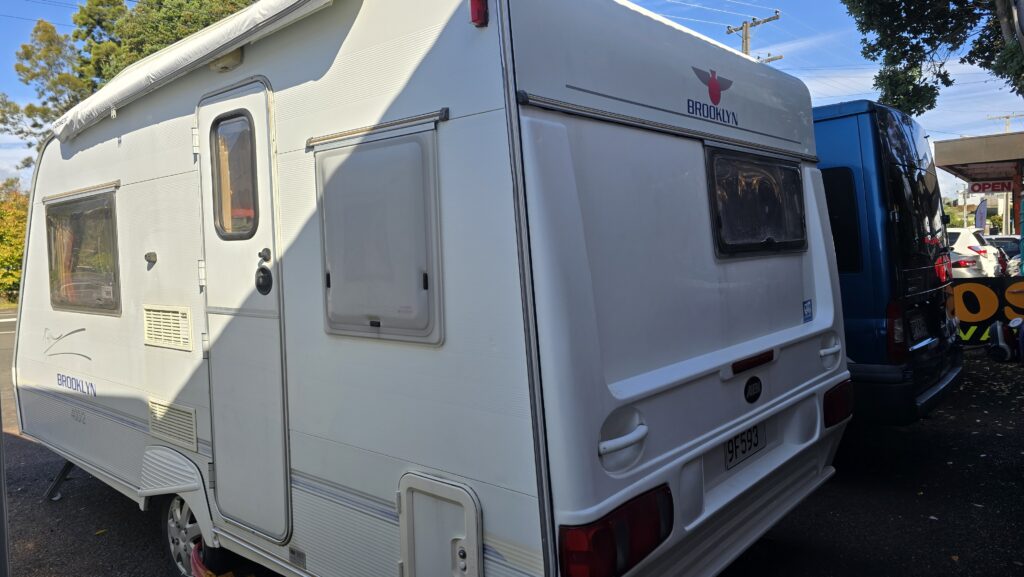 2000 Brooklyn 400/2 $4k OFF MUST Go! Need the Space!