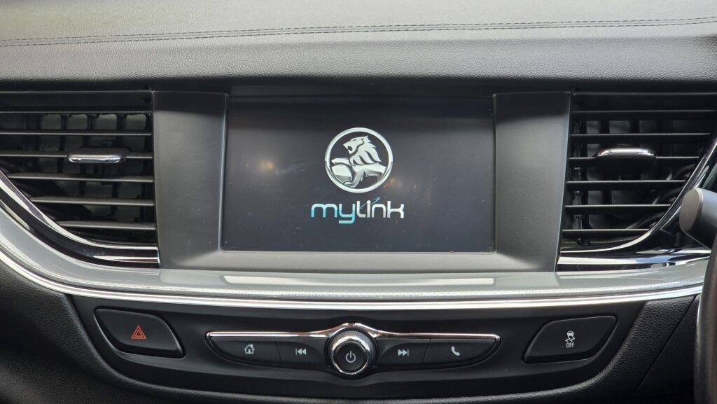 2019 Holden Commodore Late model! Like NEW! NZ NEW! $125PW NO deposit finance