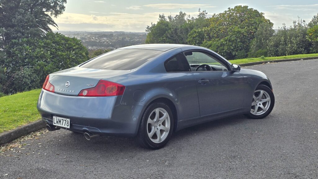 2004 Nissan Skyline 350GT ONLY 11,200KMs!!!! RARE Like Brand NEW!!