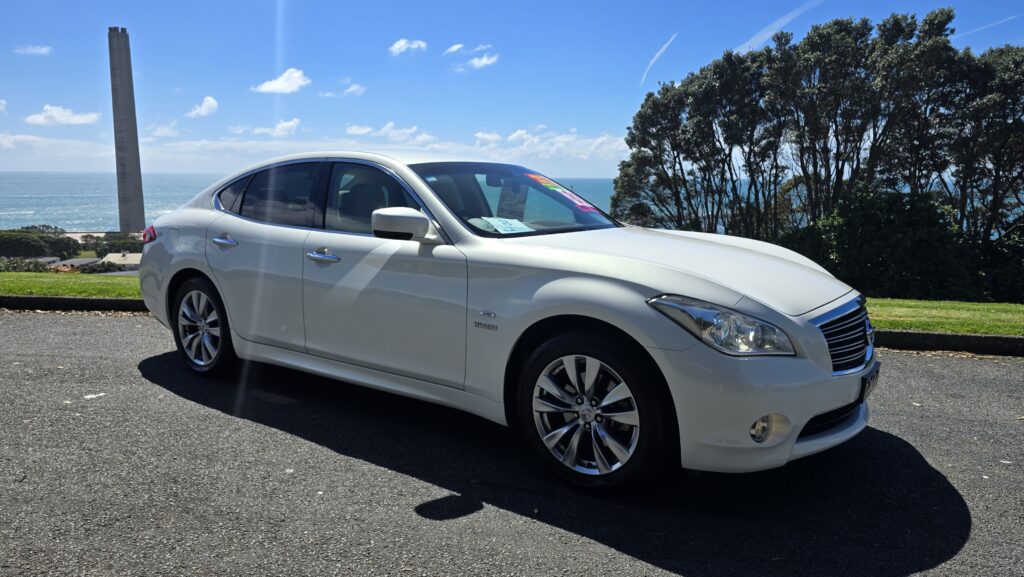 2012 Nissan Fuga 350Gt Hybrid Luxurious Sedan $89P/W NO Deposit Finance