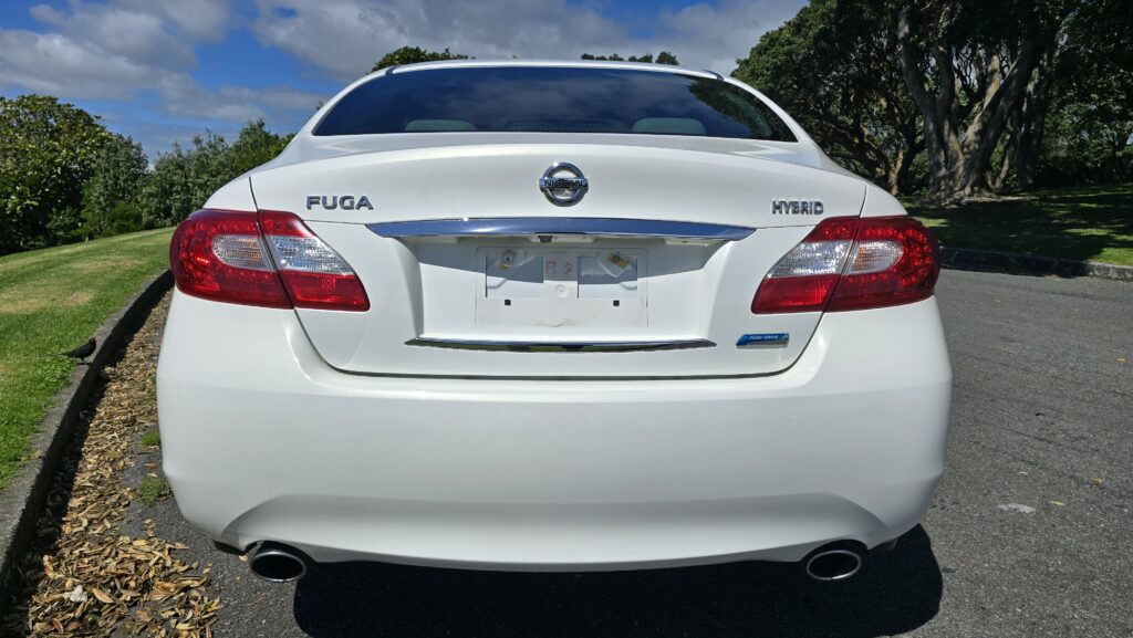 2012 Nissan Fuga 350Gt Hybrid Luxurious Sedan $89P/W NO Deposit Finance