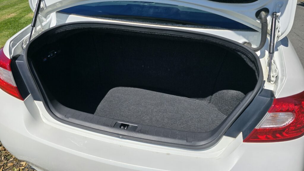 2012 Nissan Fuga 350Gt Hybrid Luxurious Sedan $89P/W NO Deposit Finance