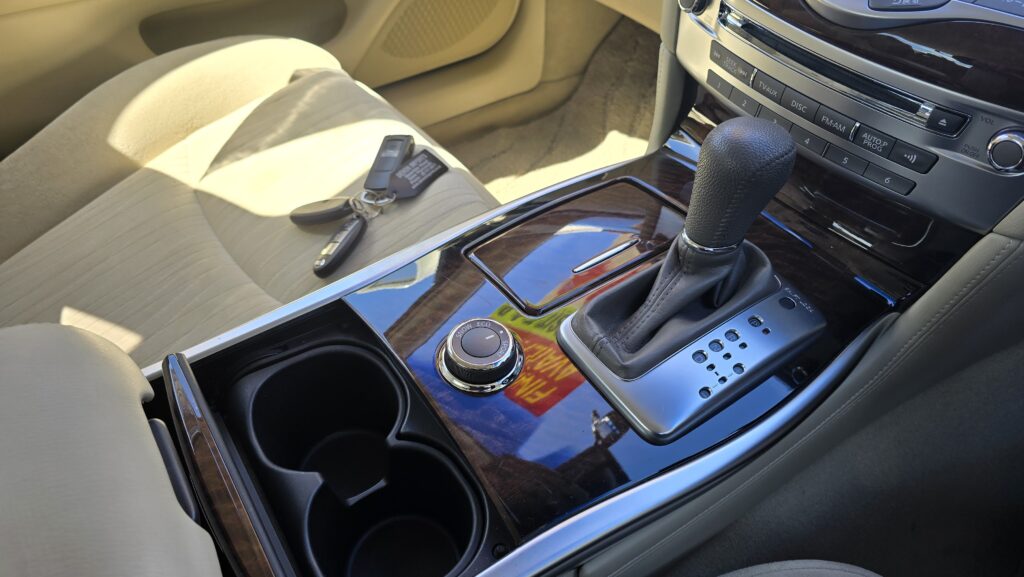 2012 Nissan Fuga 350Gt Hybrid Luxurious Sedan $89P/W NO Deposit Finance