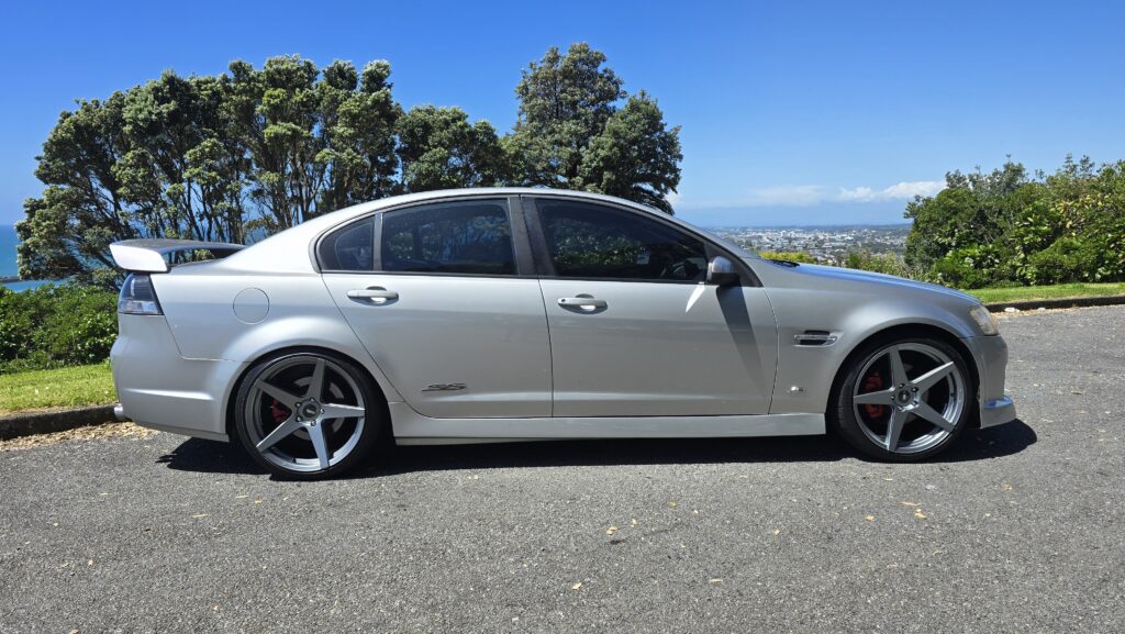2007 Holden Commodore SS-V Lowered Beast $150PW NO Deposit Finance