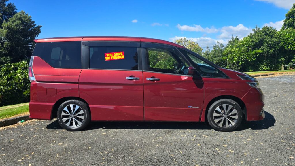 2017 Nissan Serena HIGHWAY STAR Hybrid 7/8 Seater $105PW NO Deposit Finance