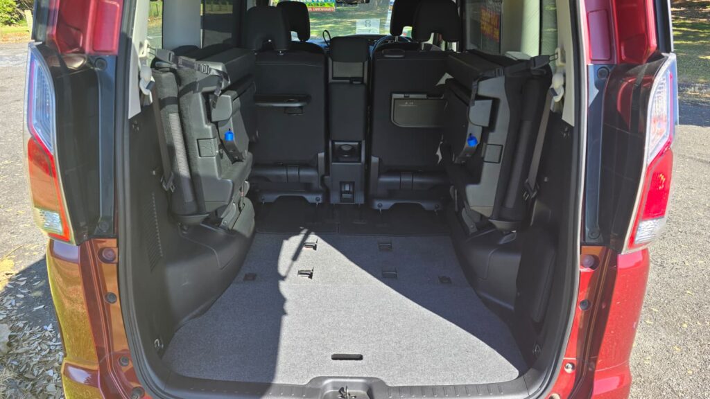 2017 Nissan Serena HIGHWAY STAR Hybrid 7/8 Seater $105PW NO Deposit Finance