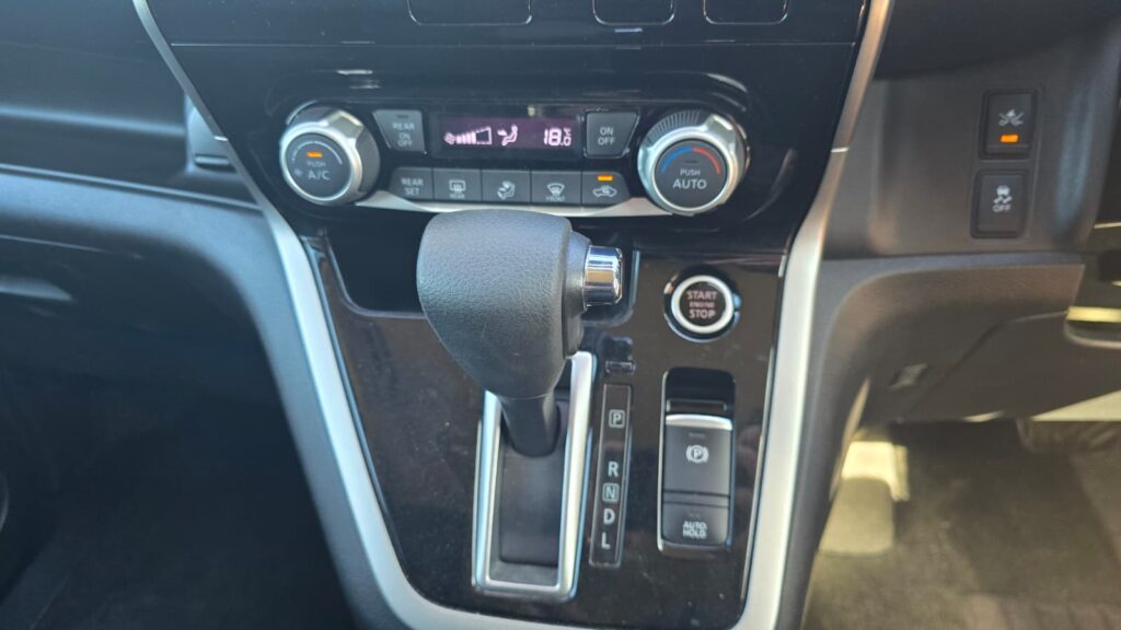 2017 Nissan Serena HIGHWAY STAR Hybrid 7/8 Seater $105PW NO Deposit Finance