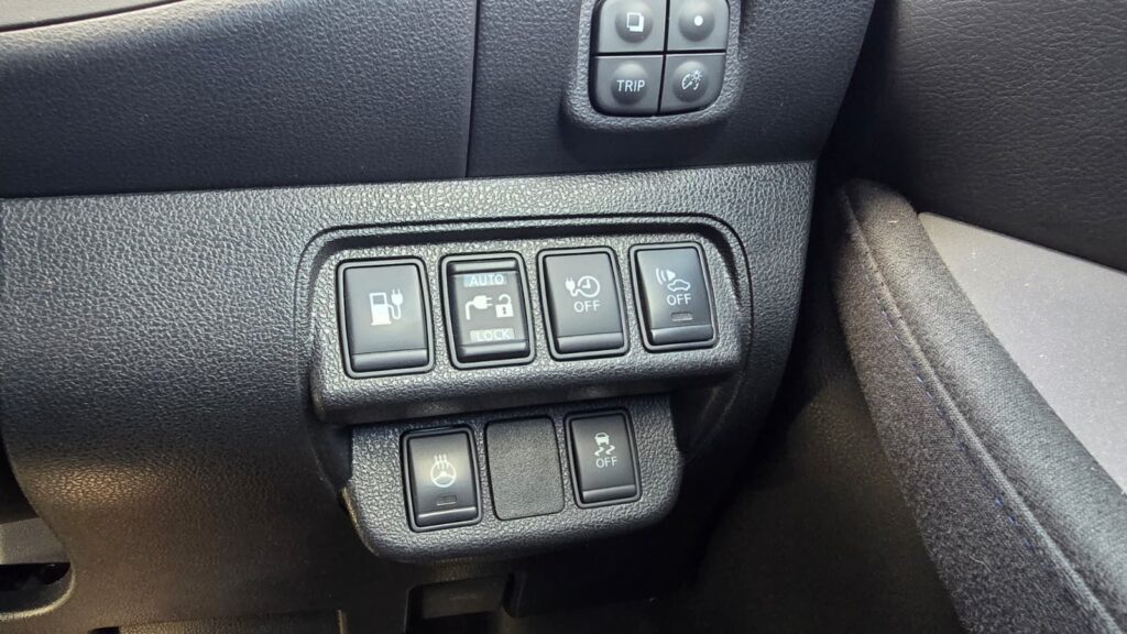 2016 Nissan LEAF 30kWh EV!!! $50PW