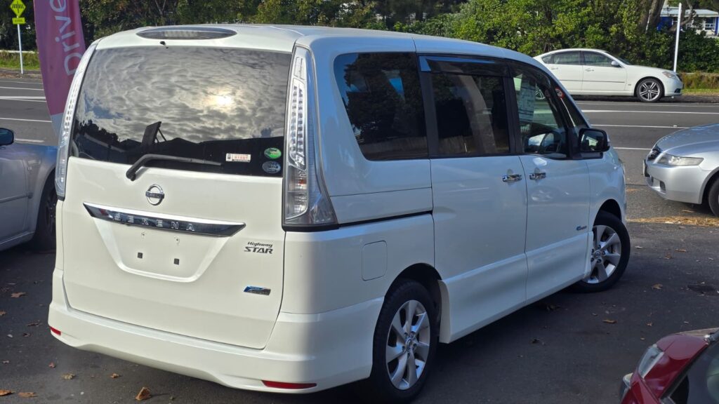 2013 Nissan Serena HIGHWAY STAR HYBRID $80PW NO deposit Finance