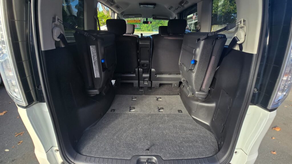 2013 Nissan Serena HIGHWAY STAR HYBRID $80PW NO deposit Finance