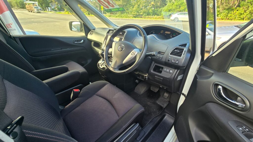 2013 Nissan Serena HIGHWAY STAR HYBRID $80PW NO deposit Finance