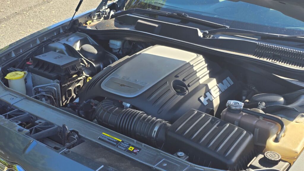 2006 Chrysler 300C V8 HEMI ROAR! 22" LOWERED X-FORCE EXHAUST - $110PW NO Deposit Finance