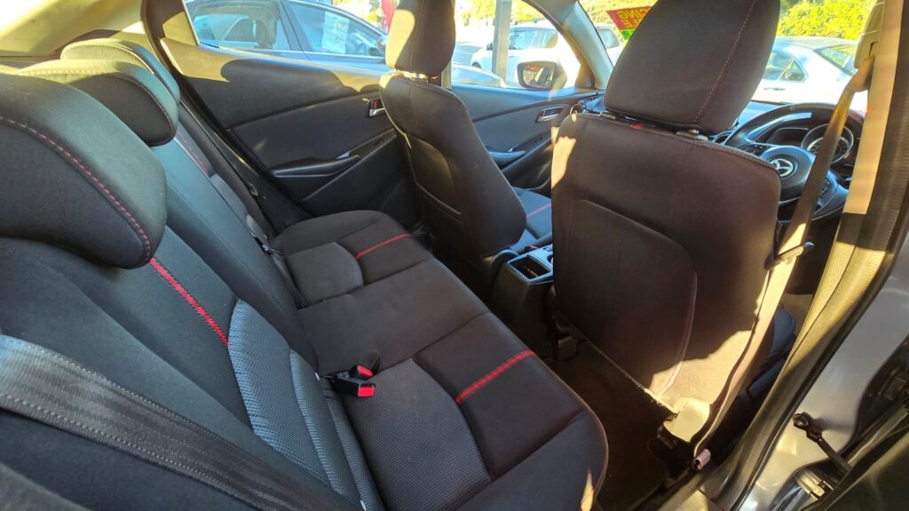 2015 Mazda Mazda2 GSX MANUAL! WOW!