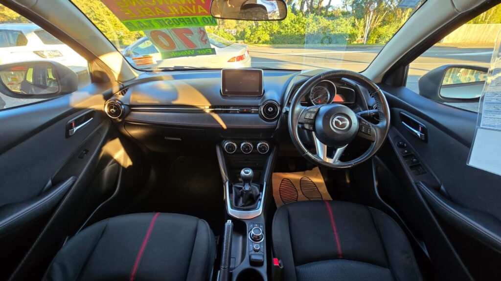 2015 Mazda Mazda2 GSX MANUAL! WOW!