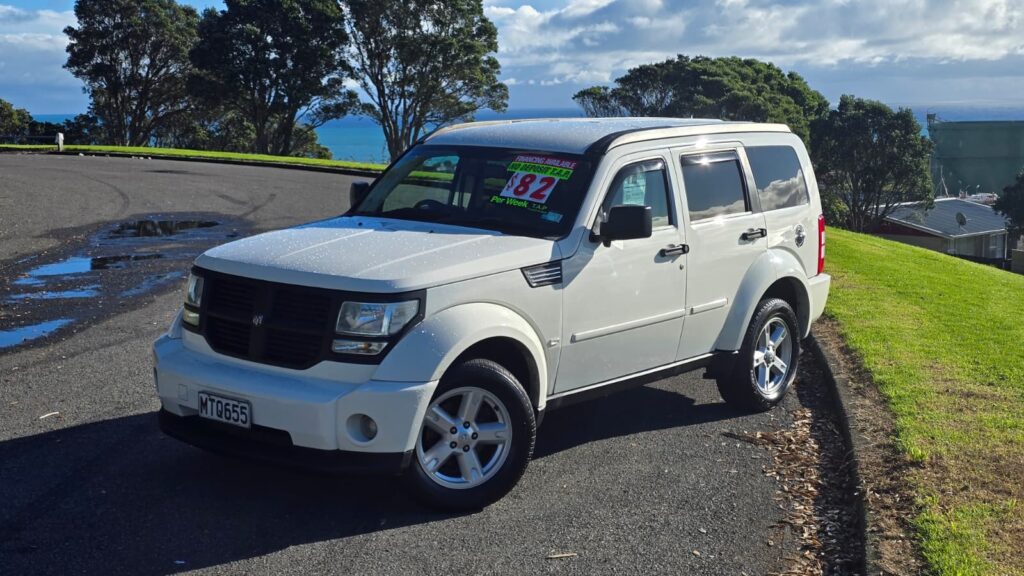 2007 Dodge NITRO 4X4 Beastly SUV Excellent condition