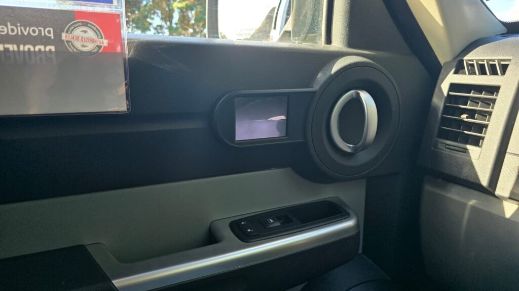 2007 Dodge NITRO 4X4 Beastly SUV Excellent condition