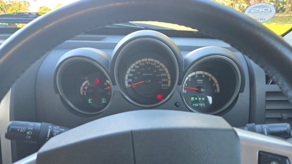 2007 Dodge NITRO 4X4 Beastly SUV Excellent condition