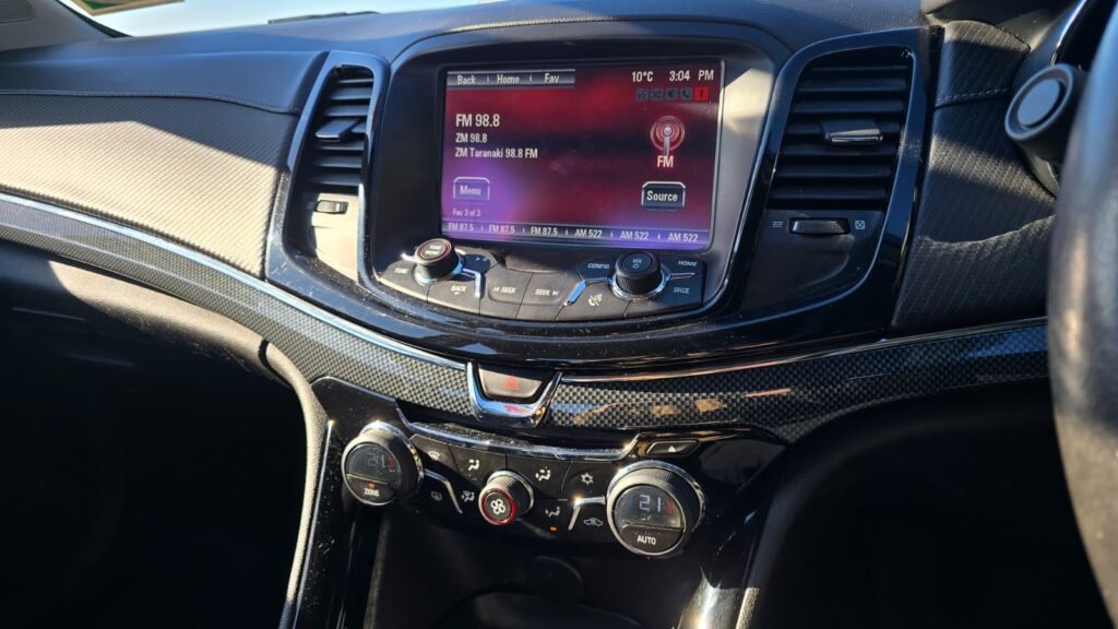 2013 Holden Commodore VF Sv6 BEST BUY!