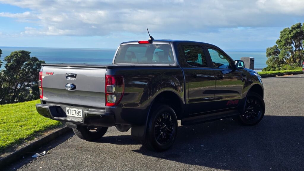 2021 Ford Ranger FX4 low km's! LIKE NEW