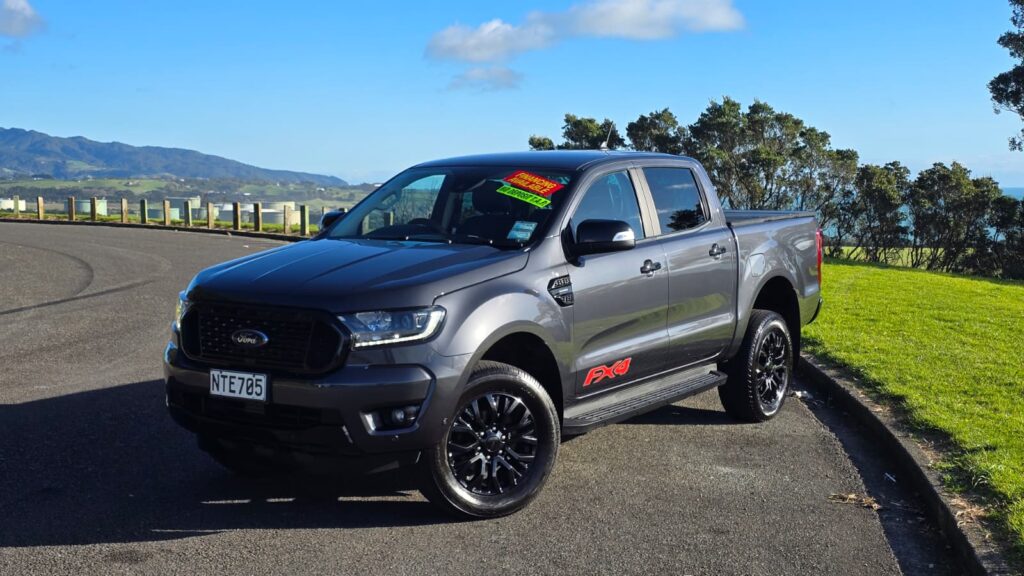 2021 Ford Ranger FX4 low km's! LIKE NEW