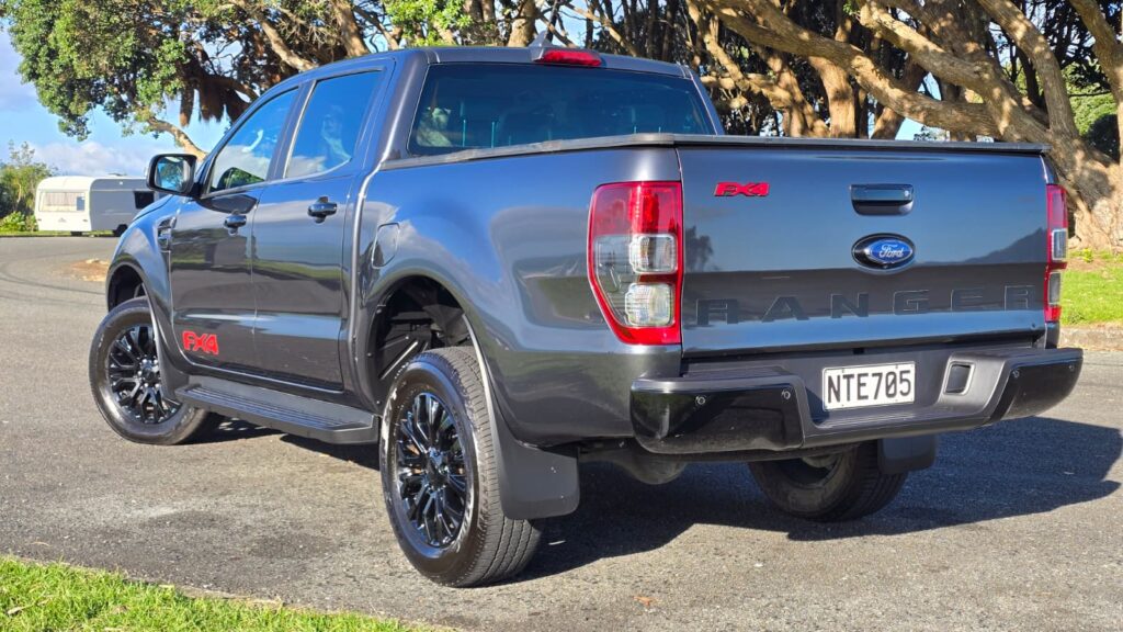 2021 Ford Ranger FX4 low km's! LIKE NEW