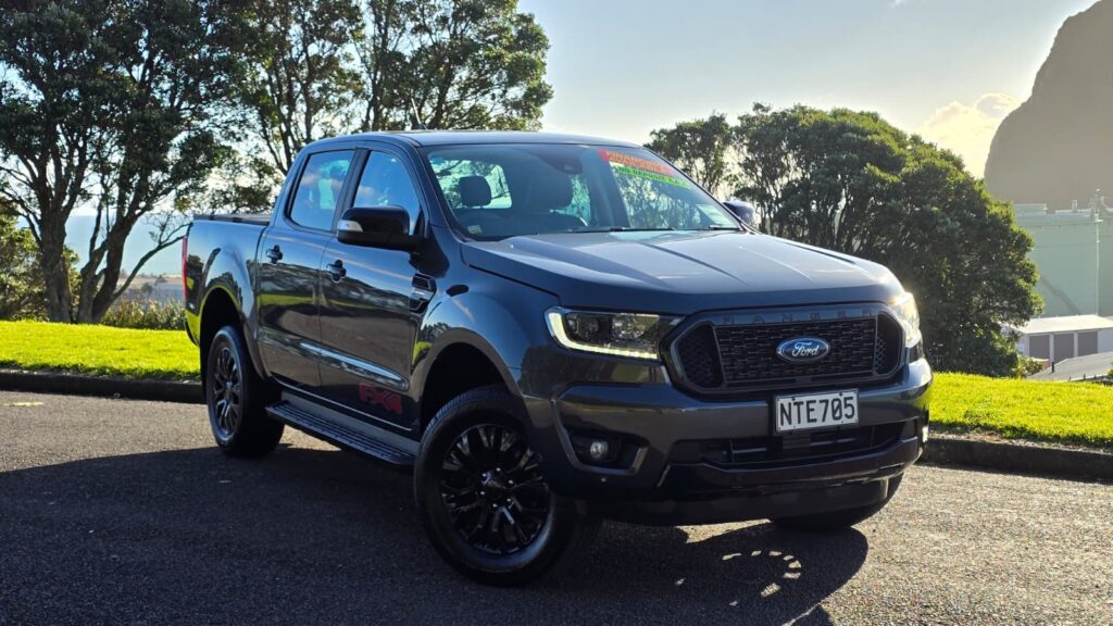 2021 Ford Ranger FX4 low km's! LIKE NEW