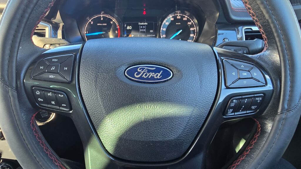 2021 Ford Ranger FX4 low km's! LIKE NEW