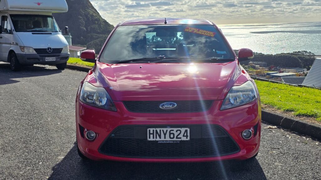 2010 Ford Focus XR5 TURBO - POCKET ROCKET!