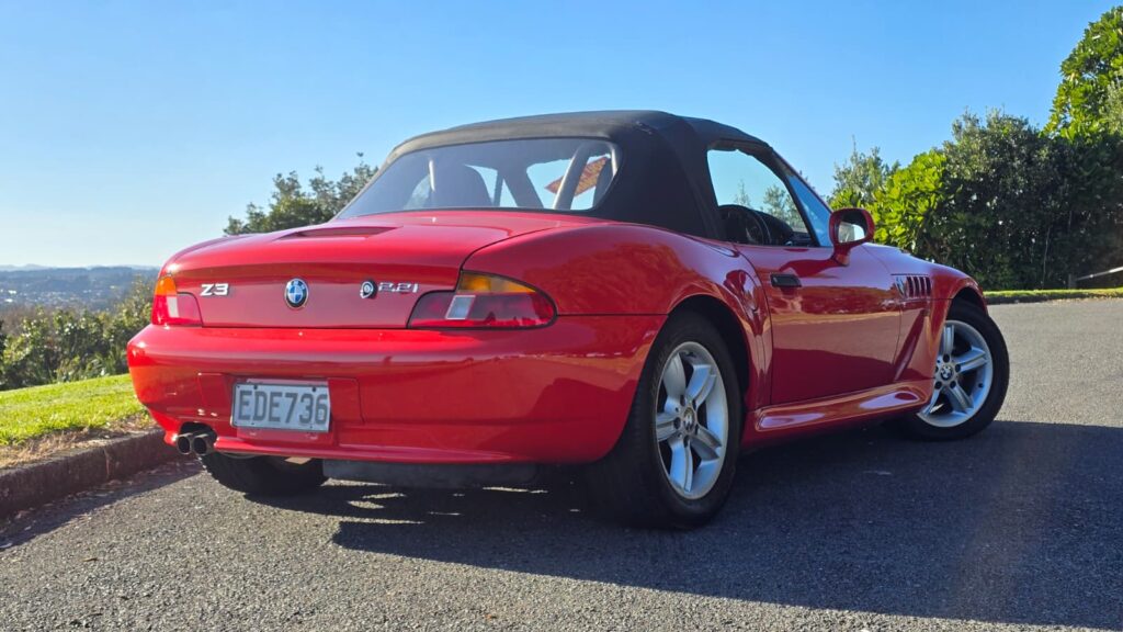 2001 BMW Z3 Roadster - Low K'S!