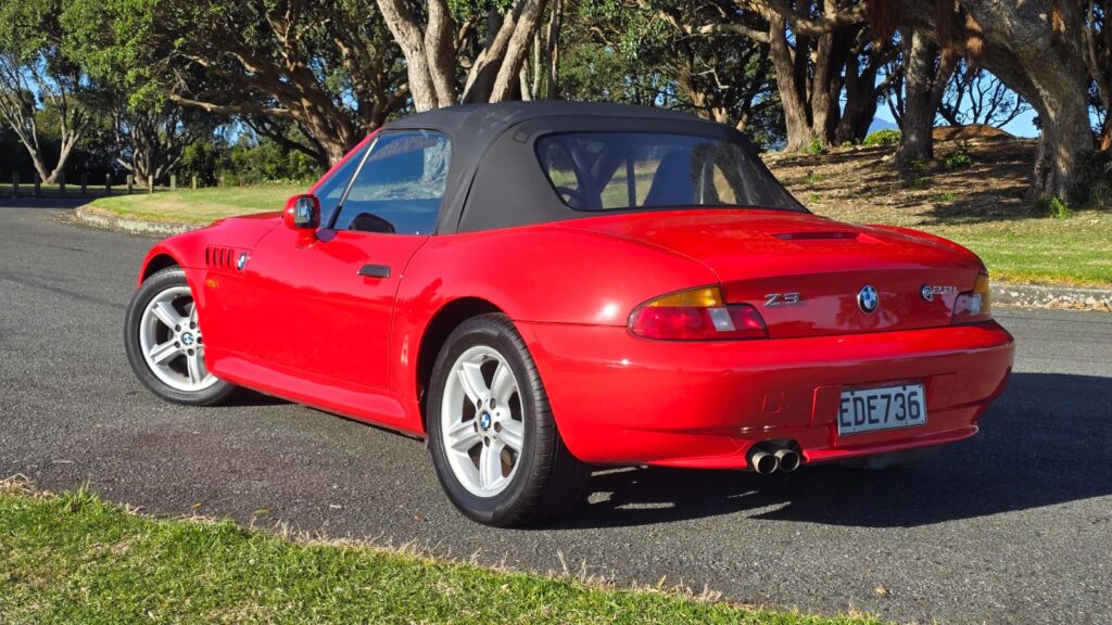 2001 BMW Z3 Roadster - Low K'S!