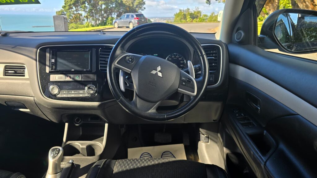 2013 Mitsubishi Outlander PHEV $85PW NO Deposit Finance