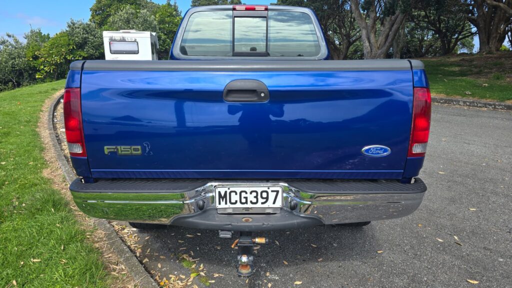 1996 Ford F150 4x4 V8 low miles